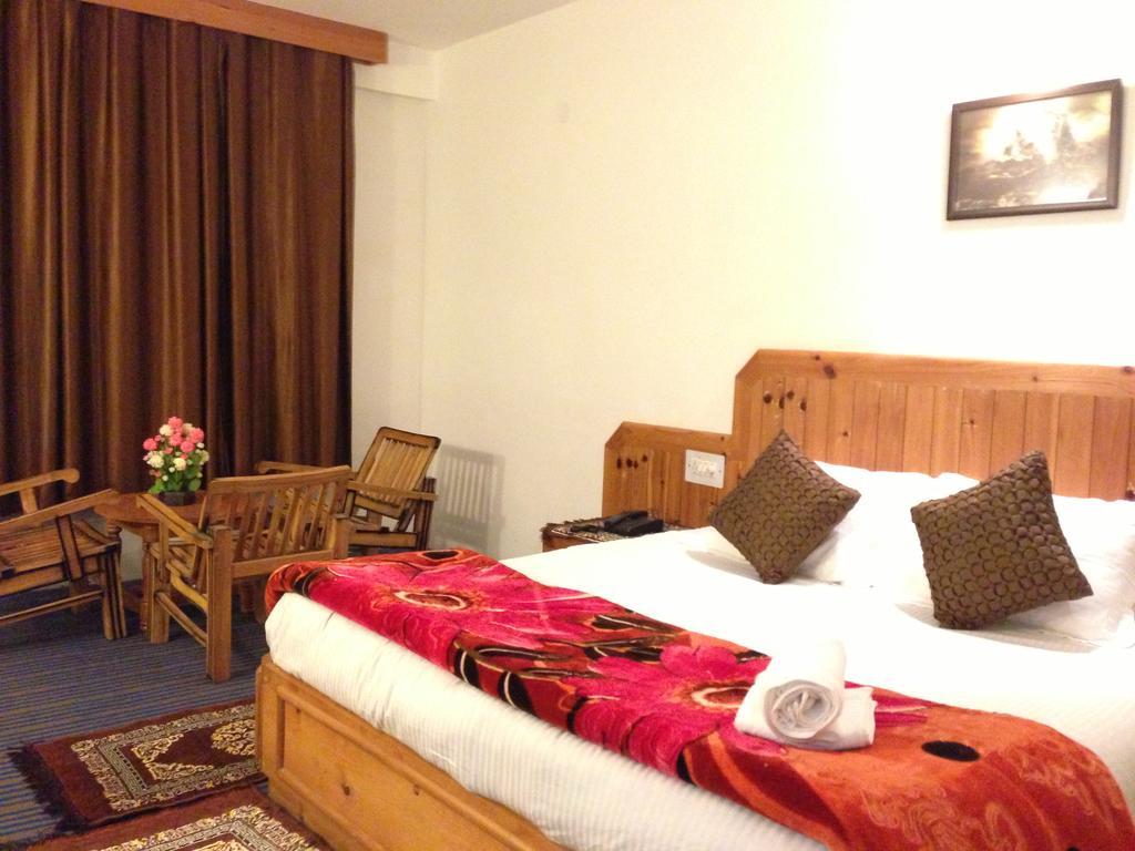 Akash Hills Hotel Manali (Himachal Pradesh) Exterior photo