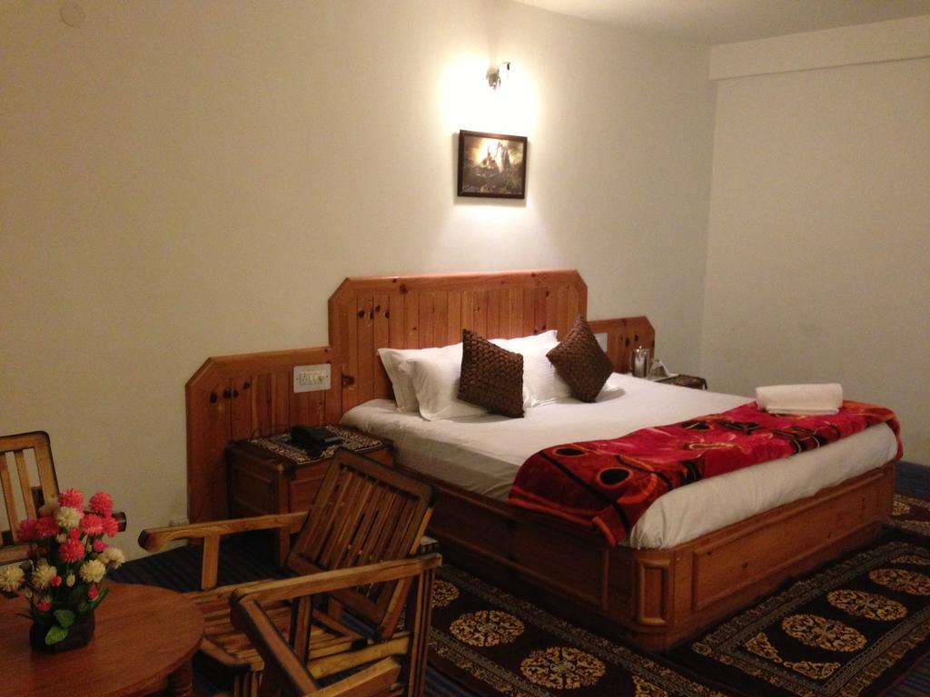 Akash Hills Hotel Manali (Himachal Pradesh) Exterior photo