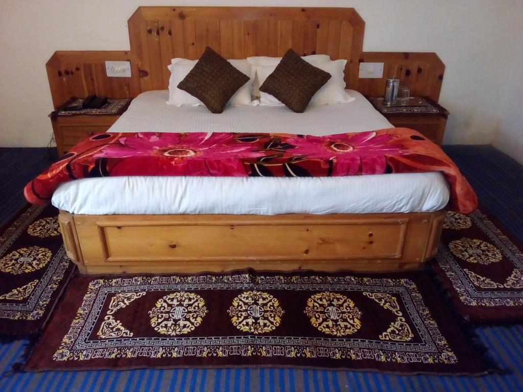 Akash Hills Hotel Manali (Himachal Pradesh) Exterior photo