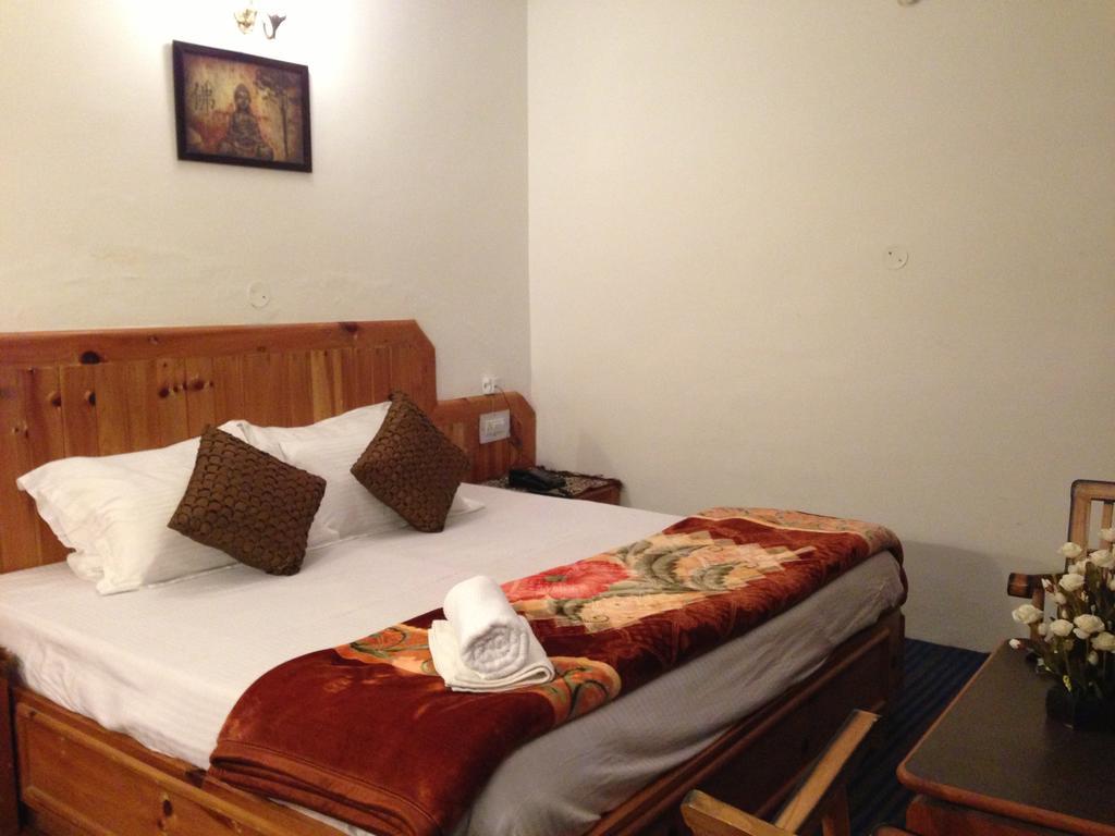 Akash Hills Hotel Manali (Himachal Pradesh) Exterior photo