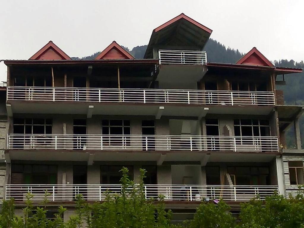 Akash Hills Hotel Manali (Himachal Pradesh) Exterior photo