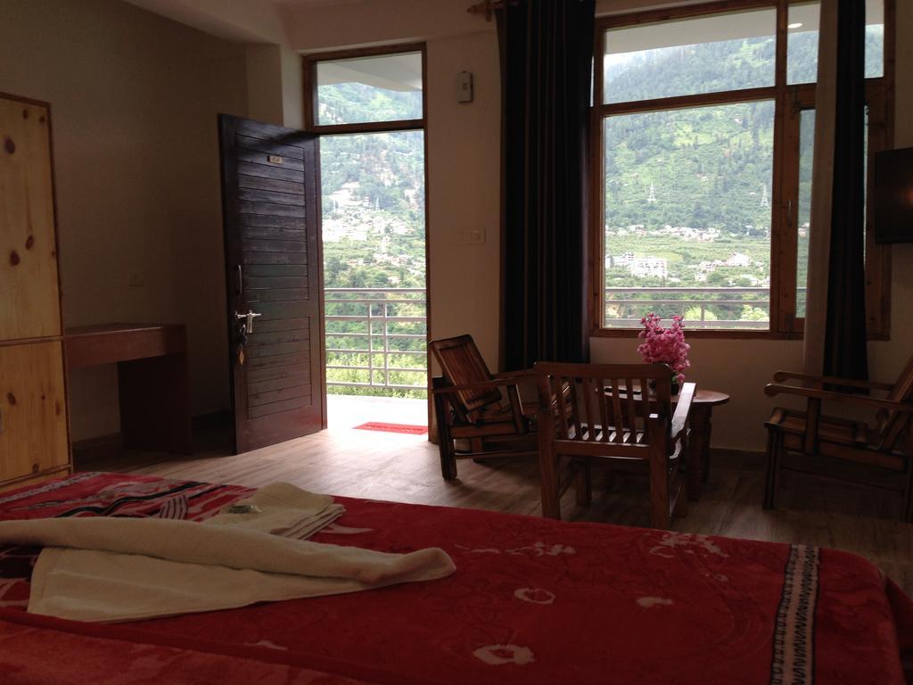 Akash Hills Hotel Manali (Himachal Pradesh) Exterior photo