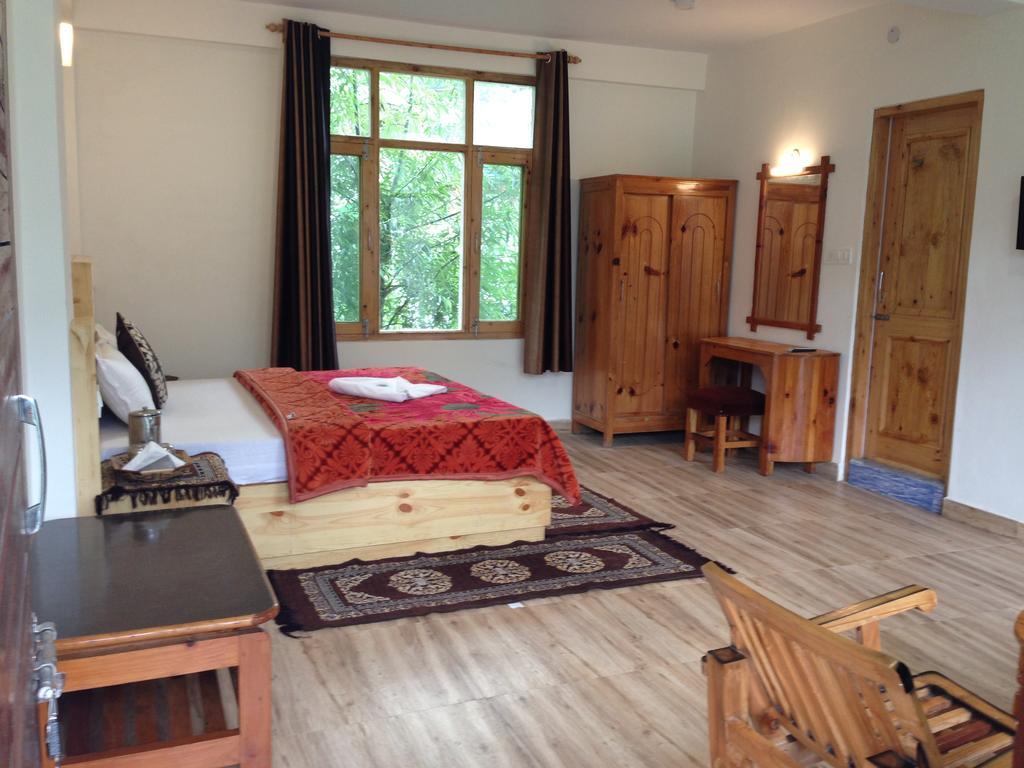 Akash Hills Hotel Manali (Himachal Pradesh) Exterior photo